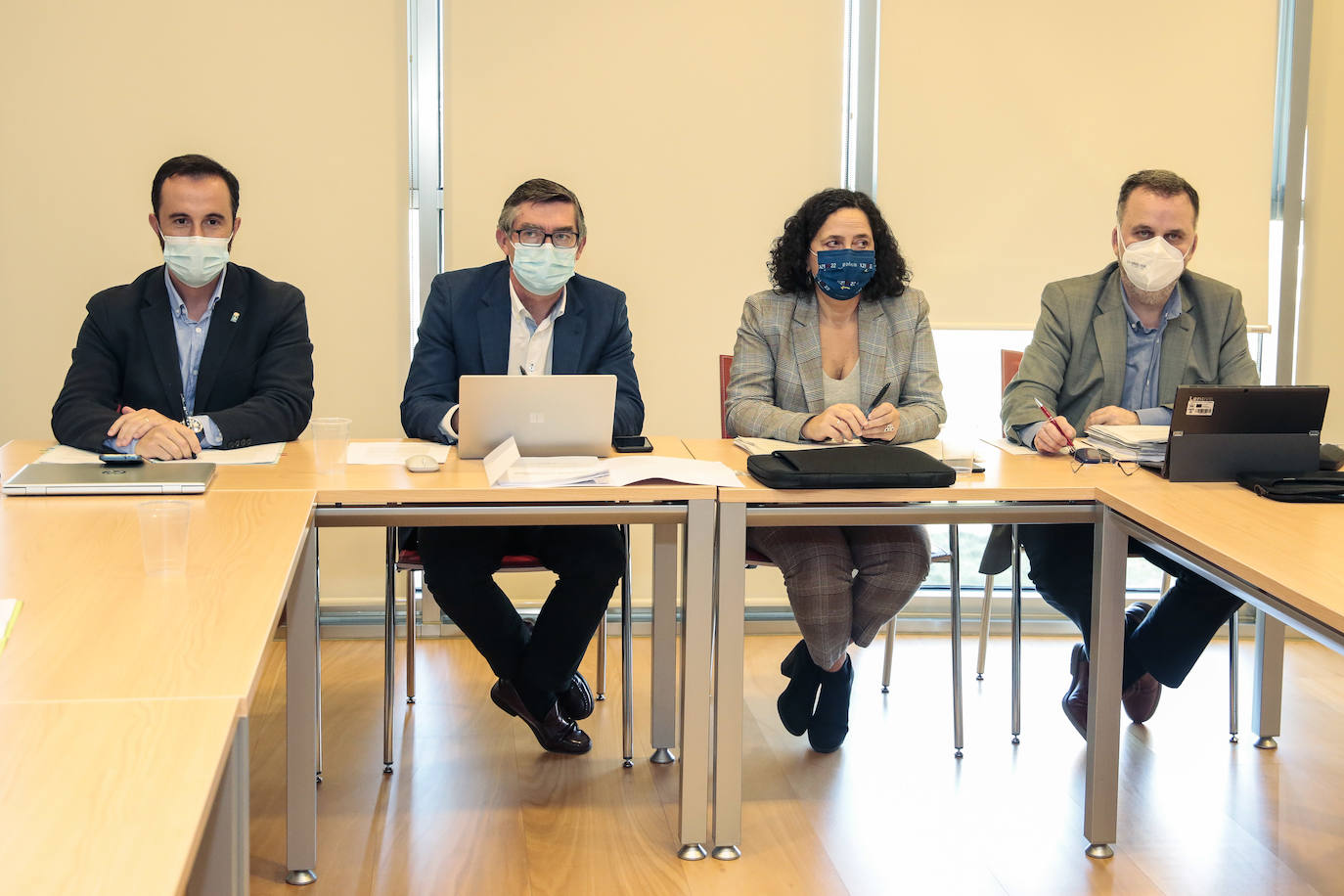 El director general de Patrimonio Natural y Política Forestal, José Ángel Arranz, se reúne con sus homólogos de Asturias, David Villar; Cantabria, Antonio Javier Lucio y Galicia, Belén María do Campo, para constituir el grupo de trabajo de las comunidades autónomas del noroeste sobre el lobo.