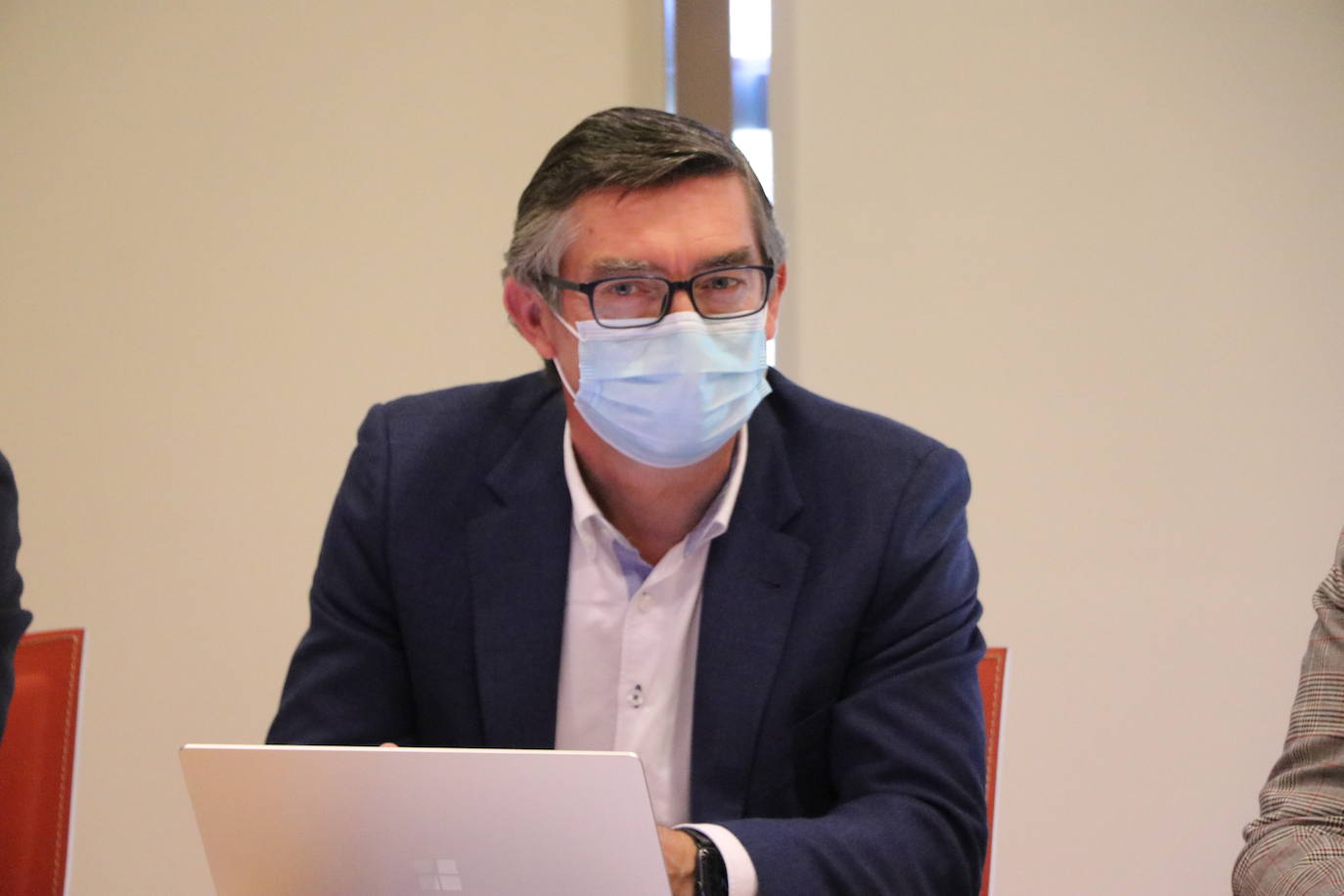 El director general de Patrimonio Natural y Política Forestal, José Ángel Arranz, se reúne con sus homólogos de Asturias, David Villar; Cantabria, Antonio Javier Lucio y Galicia, Belén María do Campo, para constituir el grupo de trabajo de las comunidades autónomas del noroeste sobre el lobo.