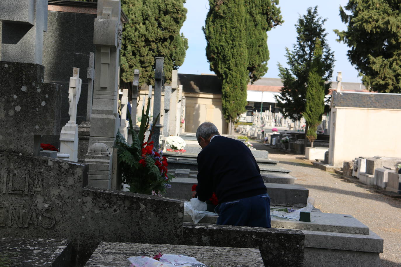 La festividad volverá a llevar hasta el camposanto leonés a un buen número de familiares y amigos de los difuntos.