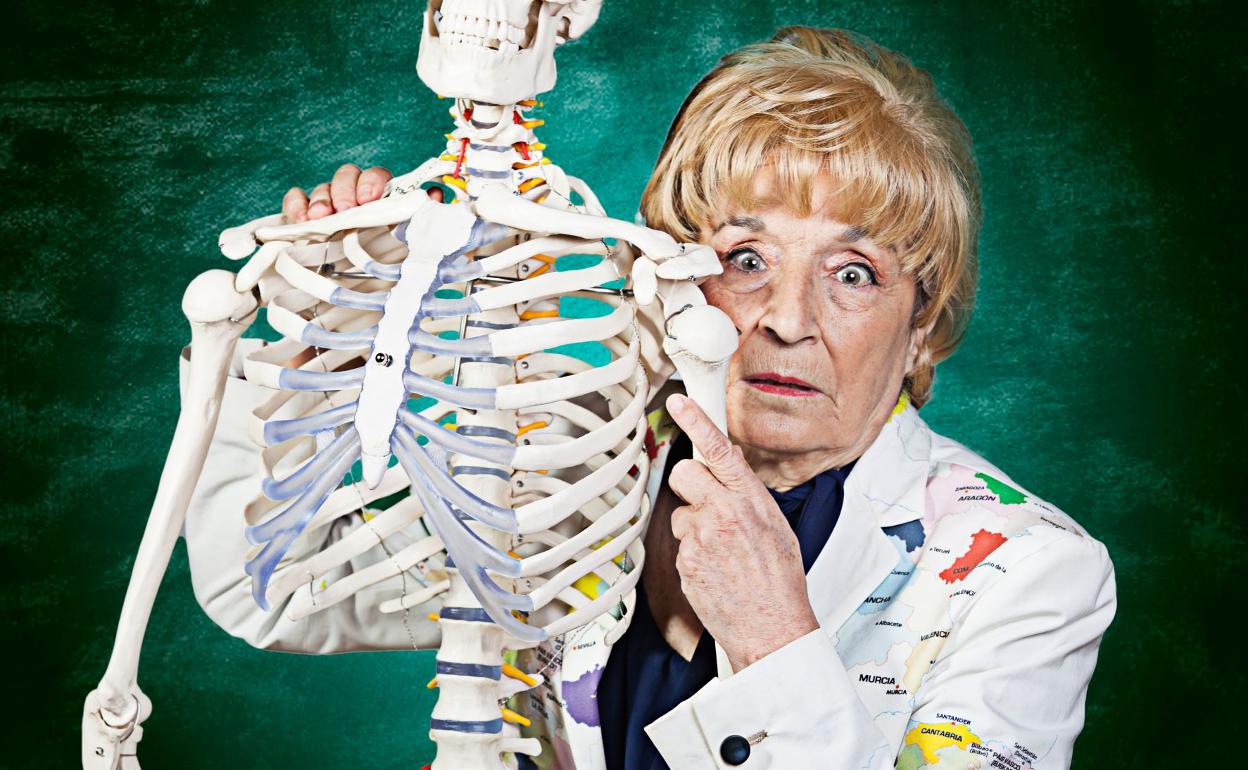 La actriz Petra Martínez en 'La señorita Doña Margarita'.