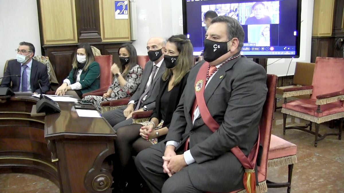 Fotos: Pleno ordinario del Ayuntamiento de León