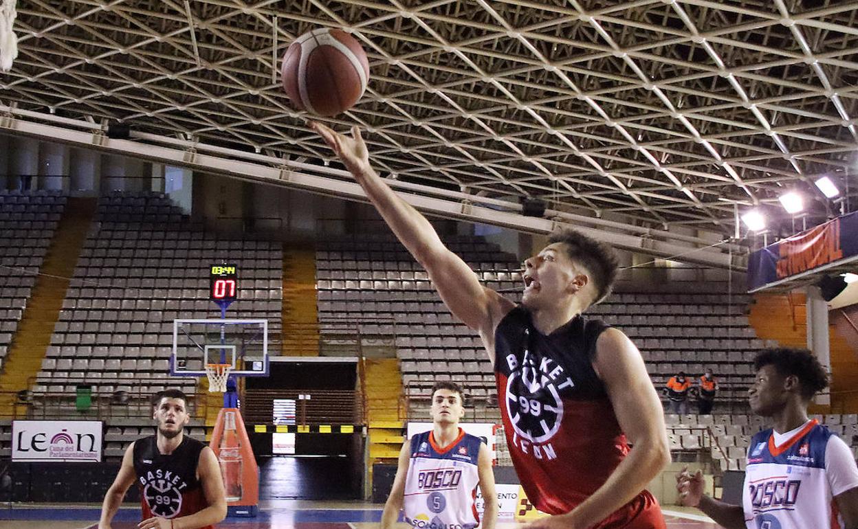 Imagen del último partido de Basket León.