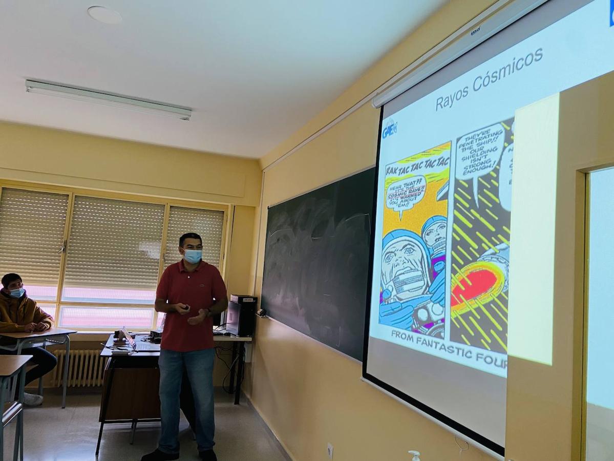 Los alumnos del Leonés asisten al ciclo de conferencias organizado por el Ministerio de Ciencia 