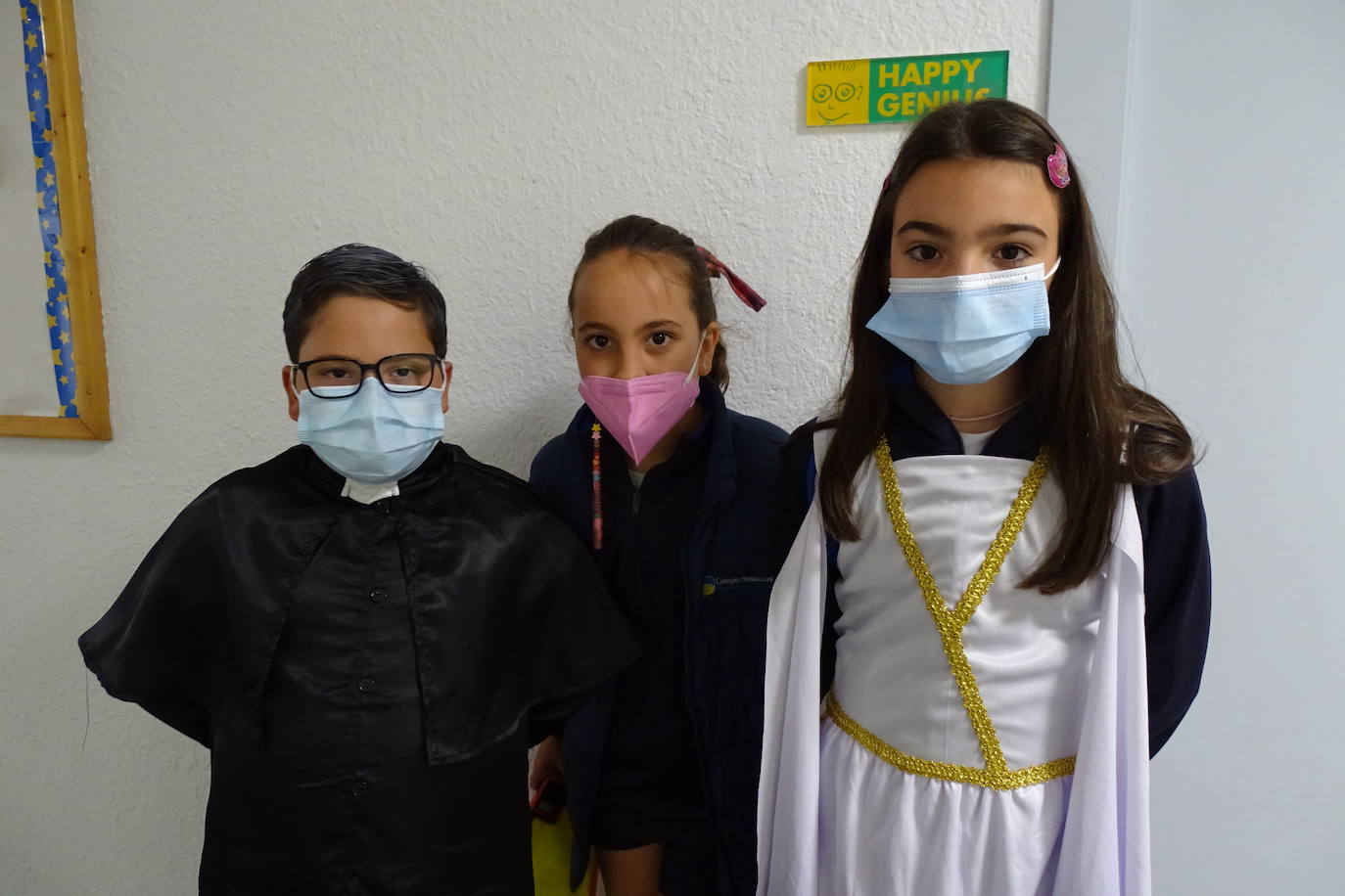 Fotos: Peñacorada celebra &#039;Holywins&#039;