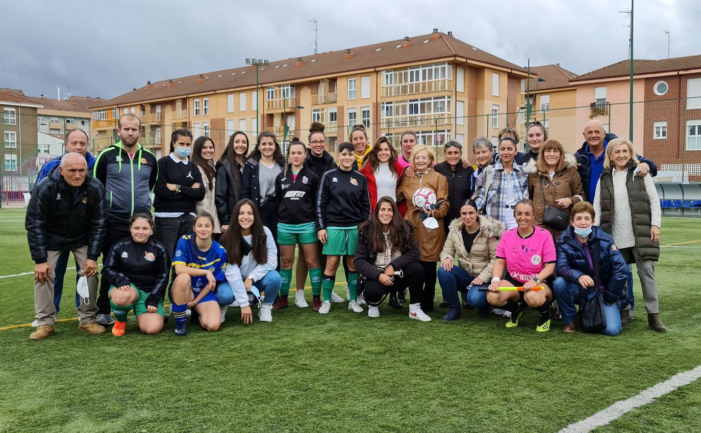 La I Copa Diputación de fútbol femenino ha servido para realizar un tributo a una de las grandes impulsoras de este deporte en la provincia