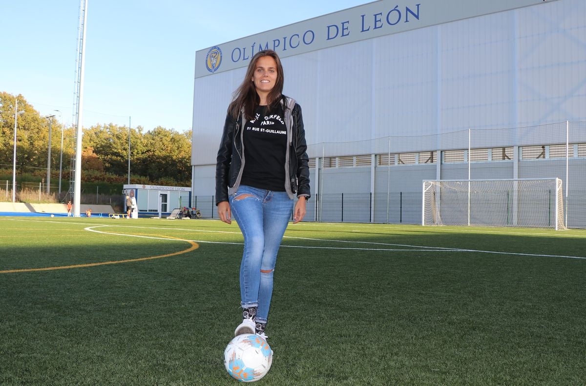 El Olímpico de León ha sido reconocido en los premios leonoticias 'Haz Huella' por su apuesta y promoción del fútbol femenino en León.