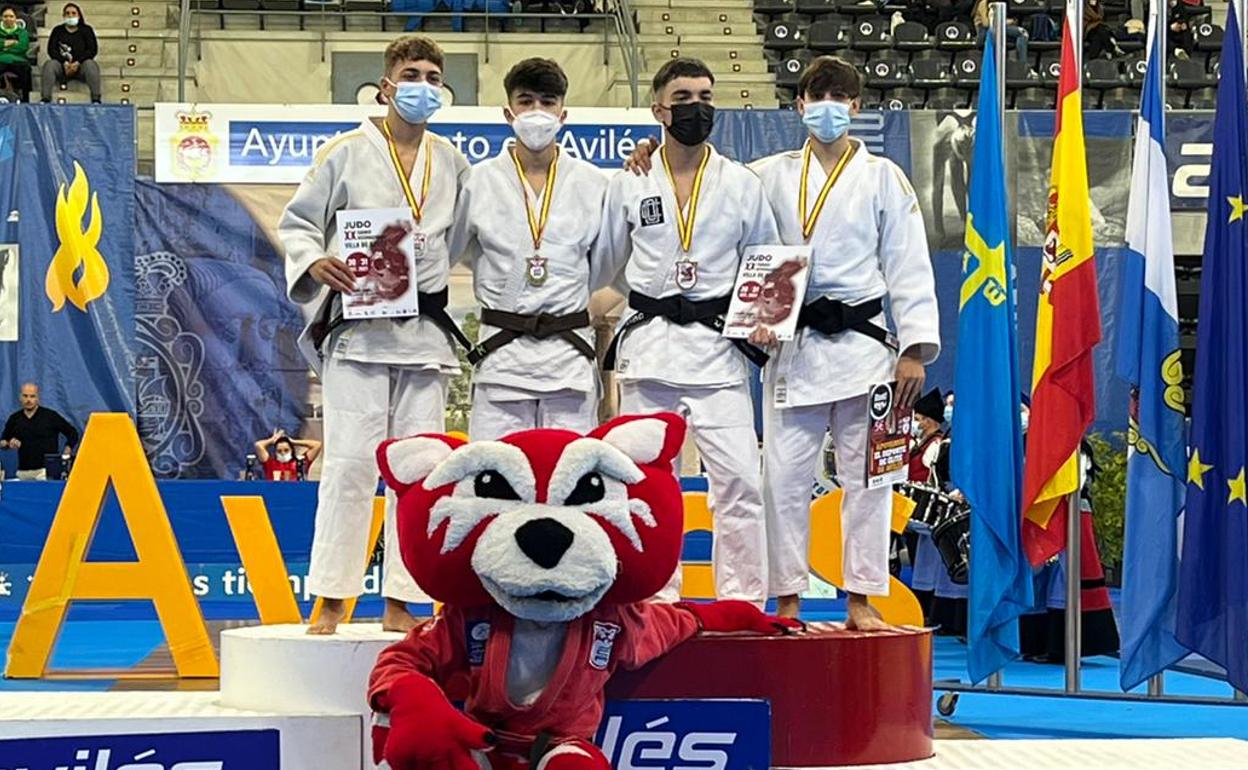 Los cuatro judokas leoneses que participaron en la Copa de España de Avilés.