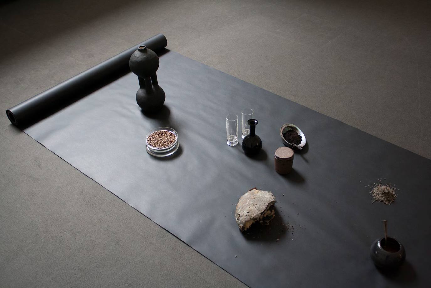 La artista asturiana Sara García desarrollará el proyecto 'Fuegos de alto grado' al ganar la primera convocatoria de NUDO/KNOT 2021 para investigadores y creadores de l Fundación Cerezales y Cinia y la Diputación de León | El proyecto que se imponía entre 50 propuestas cuenta con 6.000 euros y una estancia de nueve meses.