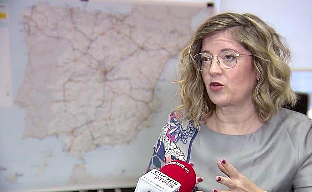 La presidenta de Adif, María Luisa Domínguez, durante la entrevista con Europa Press. 