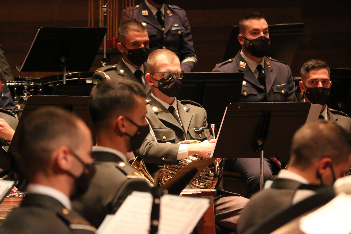 La Unidad de música de la Academia Básica del Aire ha celebrado este miércoles un concierto en honor a Santa Cecilia, patrona de los músicos, con el que el Auditorio ha disfrutado, como siempre, con el repertorio de estos militares