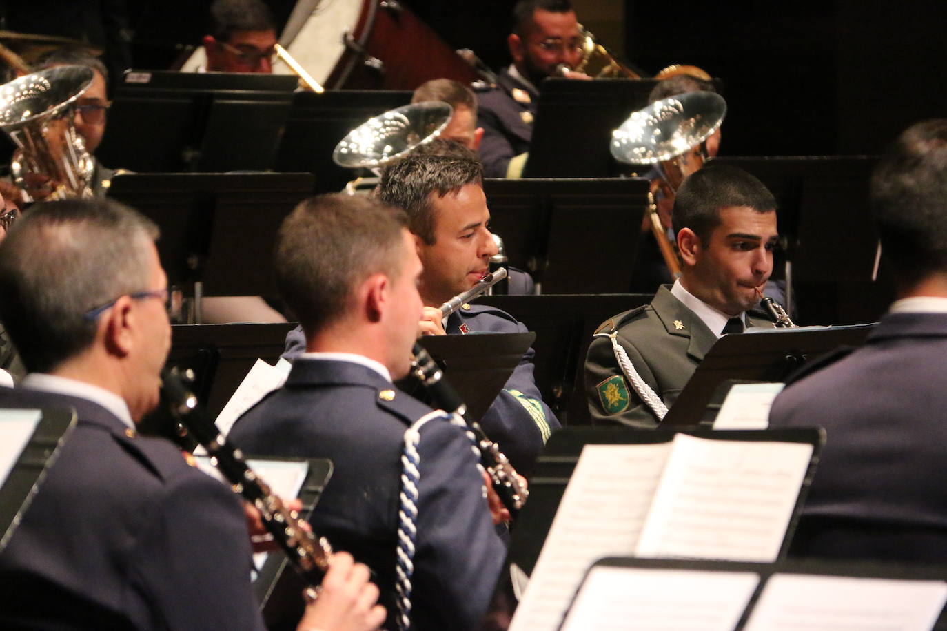 La Unidad de música de la Academia Básica del Aire ha celebrado este miércoles un concierto en honor a Santa Cecilia, patrona de los músicos, con el que el Auditorio ha disfrutado, como siempre, con el repertorio de estos militares