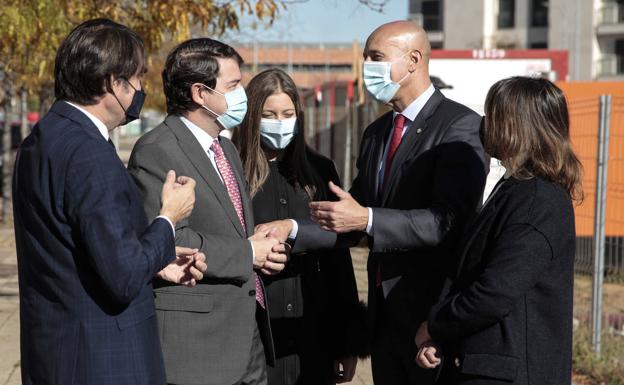 Galería. El presidente de la comunidad visita León. 