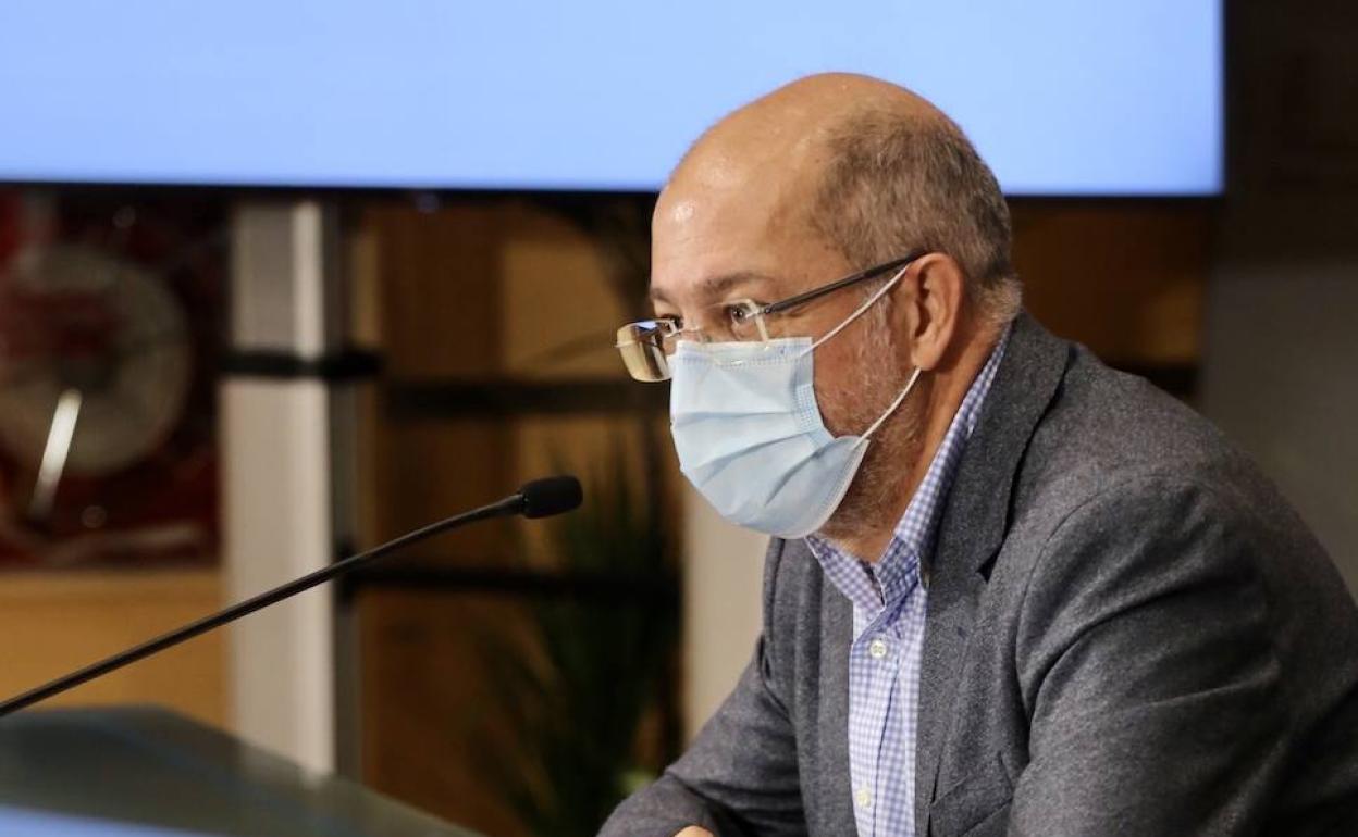 El vicepresidente, portavoz y consejero de Transparencia, Ordenación del Territorio y Acción Exterior de la Junta de Castilla y León, Francisco Igea, comparece en rueda de prensa posterior al Consejo de Gobierno.