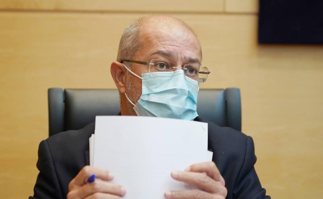 El consejero de Transparencia, Ordenación del Territorio y Acción Exterior, Francisco Igea, presenta los presupuestos para 2022 de su departamento ante la Comisión de Economía y Hacienda de las Cortes.