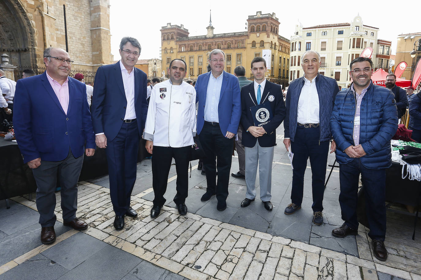 León ha logrado la mayor ración de cecina y cuenta con una familia con fuerza sobrenatural y con el habitante más longevo del mundo.