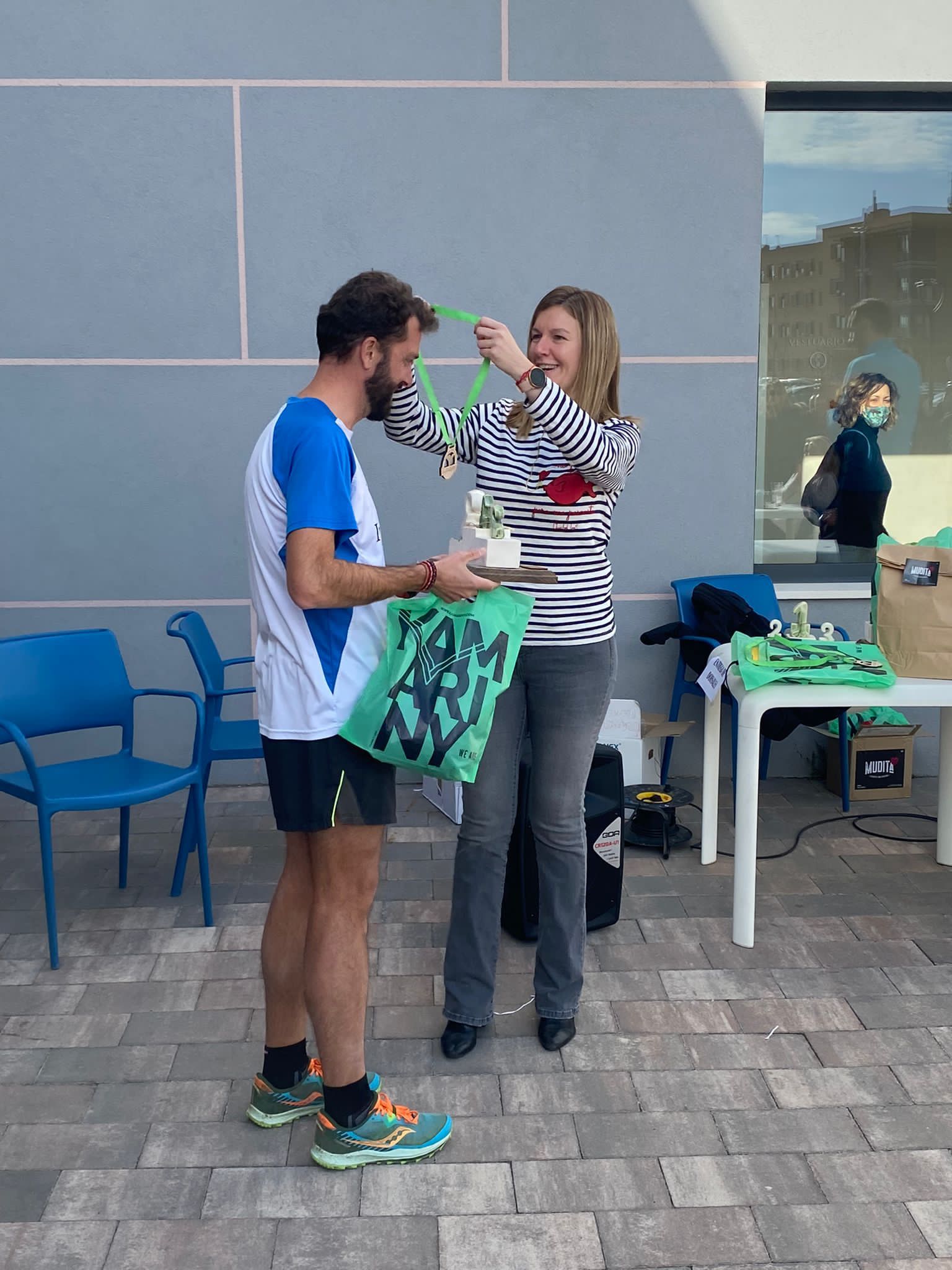 La Trail Fashion Week ha combinado deportes, música y moda en una tarde con un fin único: recaudar fondos para la investigación de la esclerosis múltiple.