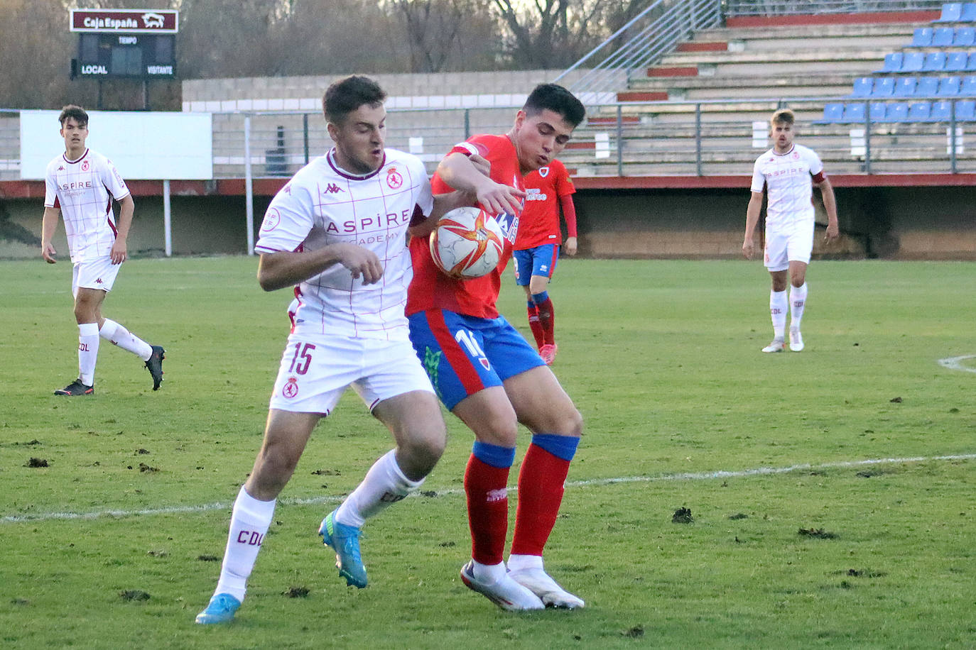 El filial culturalista cae derrotado ante el conjunto soriano en el Área Deportiva de Puente Castro.