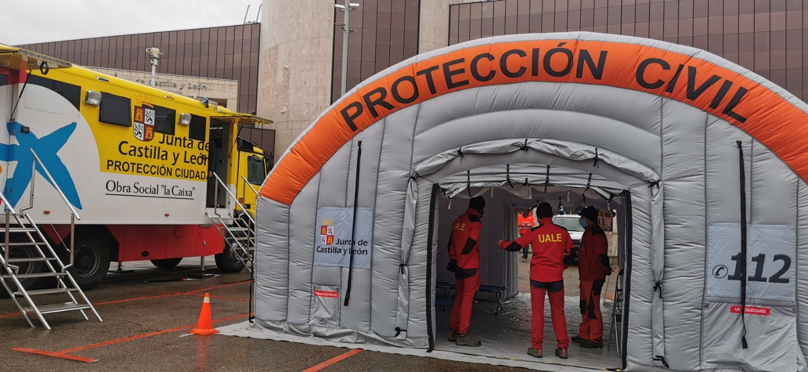 Los nueve delegados provinciales se reúnen en León con los consejeros de Fomento y Presidencia para analizar el estado de la comunidad tras el paso de la DANA cuyo pico de nevadas «ya ha pasado»