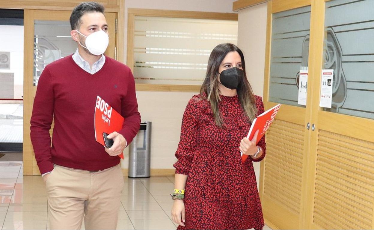 Diego Moreno y Nuria Rubio, esteueves, momentos antes de su rueda de prensa. 