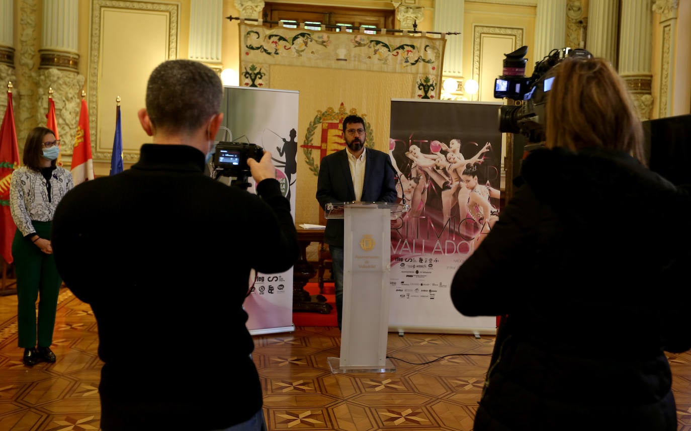 El polideportivo Pisuerga vuelve a acoger un gran evento de gimansia rítmica formado por cuatro campeonatos que reunirán a más de 5.000 personas entre participantes, técnicos, delegados y jueces.