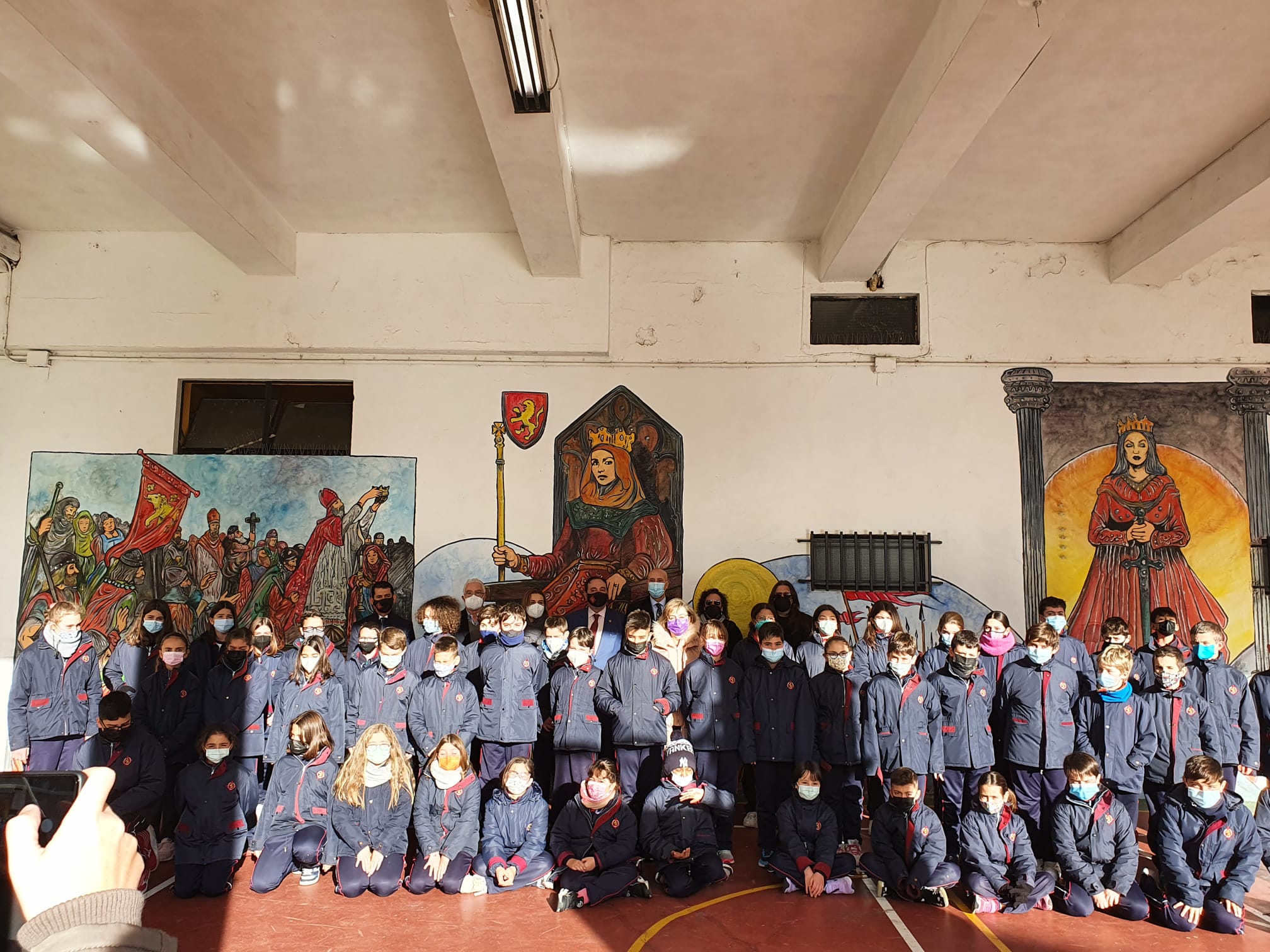 Fotos: Mural temático sobre el Reino de León