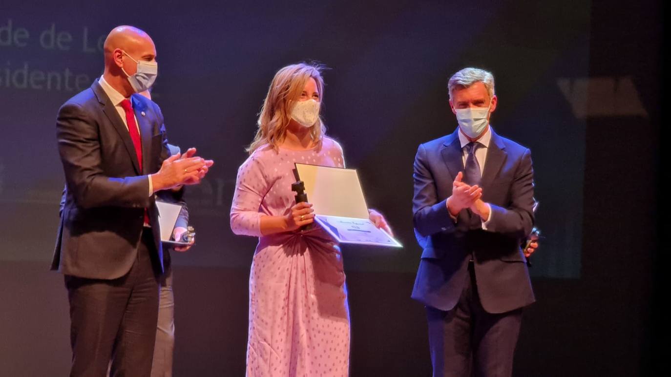 La gala de la FELE ha reunido a la sociedad leonesa para galardonar a TECOI. 