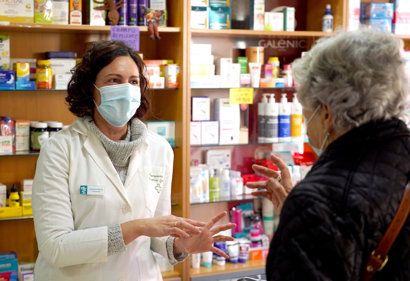 Numerosas farmacias en pequeñas localidades de Castilla y León, abocadas al cierre, continúan abiertas gracias al «esfuerzo» económico y de tiempo de oficinas de localidades cercanas