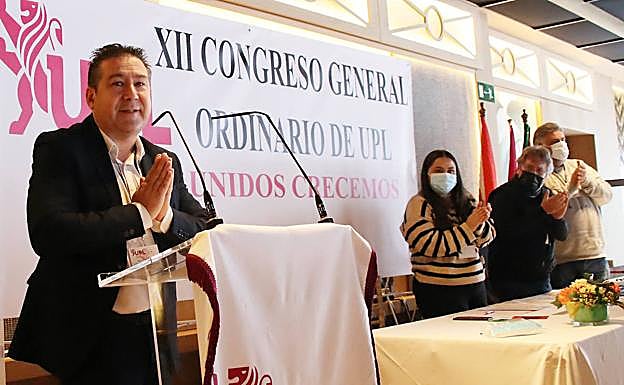 Luis Mariano Santos, durante su intervención en el XII Congreso de UPL. 