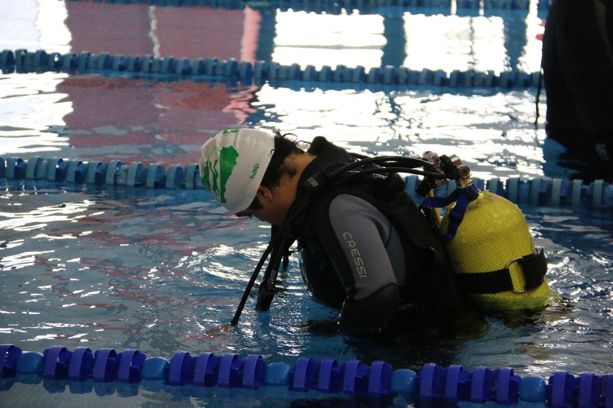 La piscina municipal de Carbajal de la Legua acoge el Campeonato de España de Buceo de Competición.