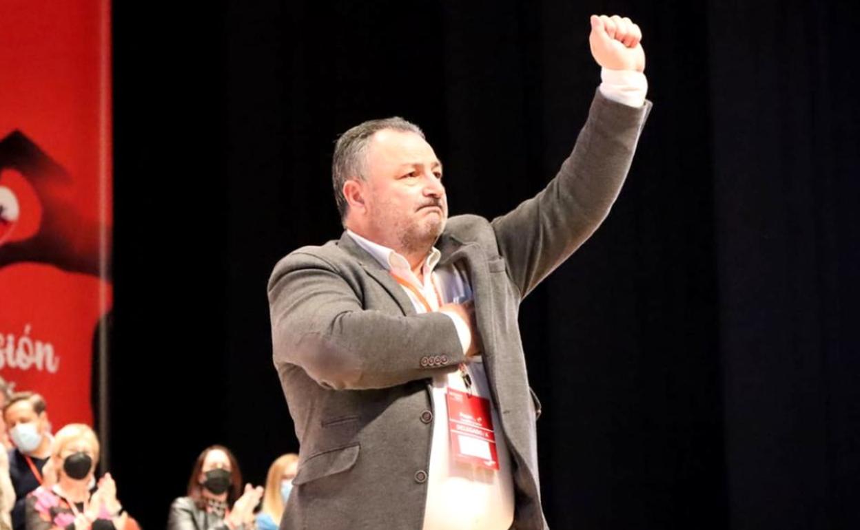 Luis Tudanca y Eduardo Morán, antes de la votación de la nueva ejecutiva del PSOE en Castilla y León .