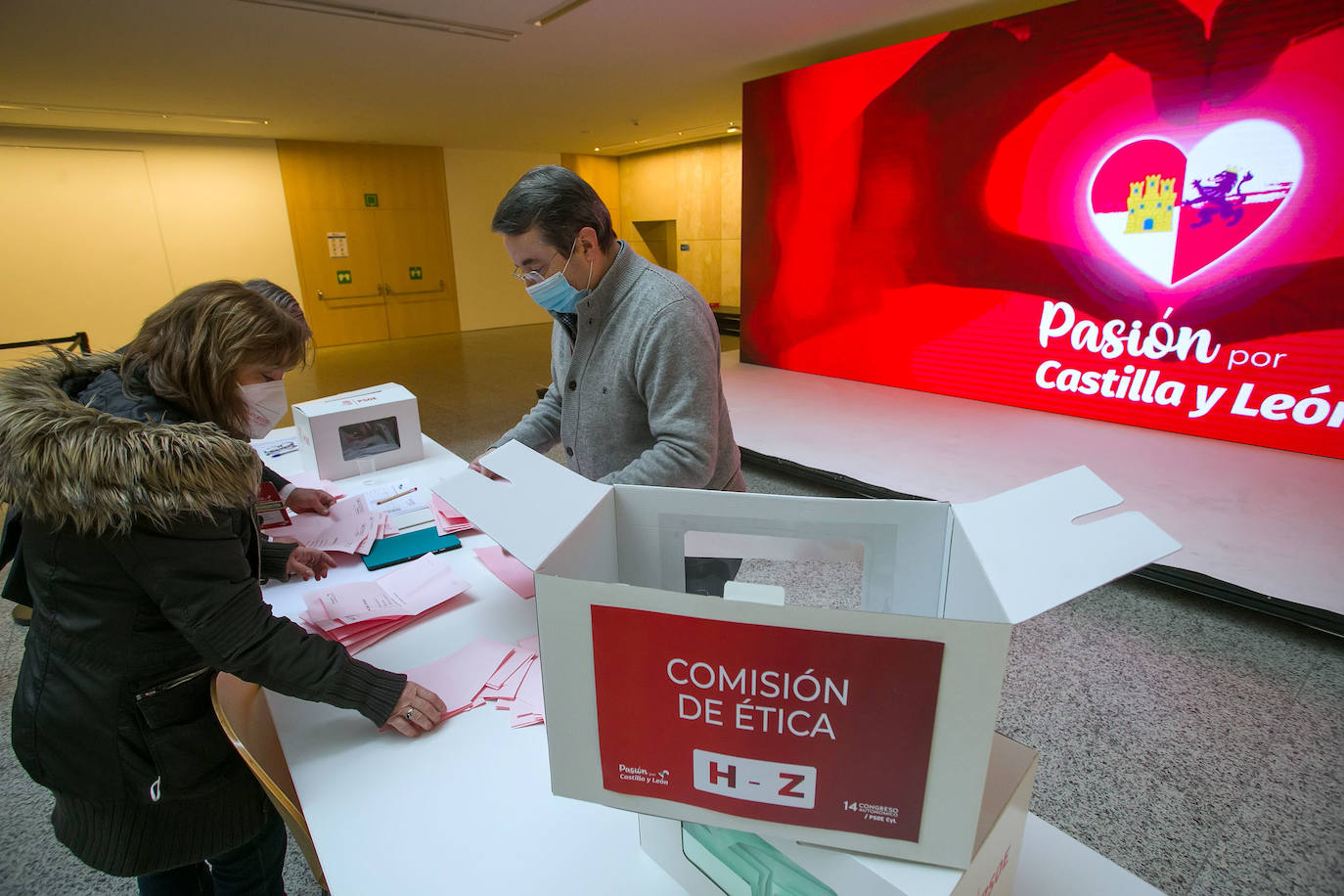 Tercera y última jornada del 14º Congreso Autonómico del PSOE de Castilla y León que se celebra en Burgos. 