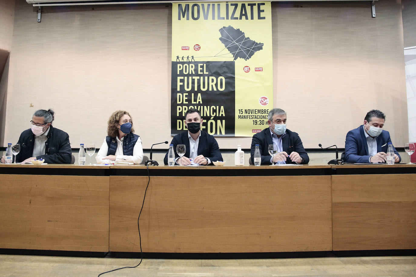 Representantes de Psoe, PP, Cs, Podemos y UPL participan en una mesa de debate organziada por CCOO y UGT con el compromiso de «cumplir lo pactado» | Las culpas del «parón» de la Mesa se reparten y sindicatos amenazan con movilizaciones en caso de no poner una pronta solución.