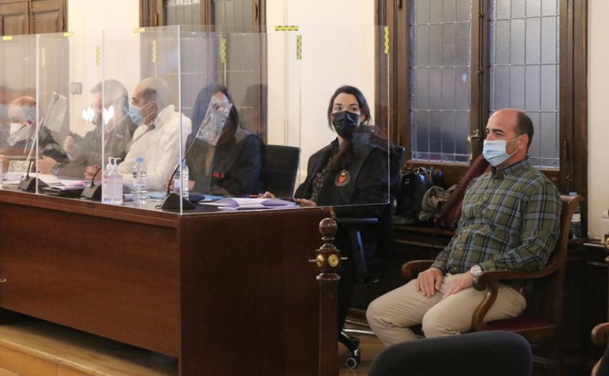 El juicio por el crimen de Villaobispo celebra este martes su segunda sesión.