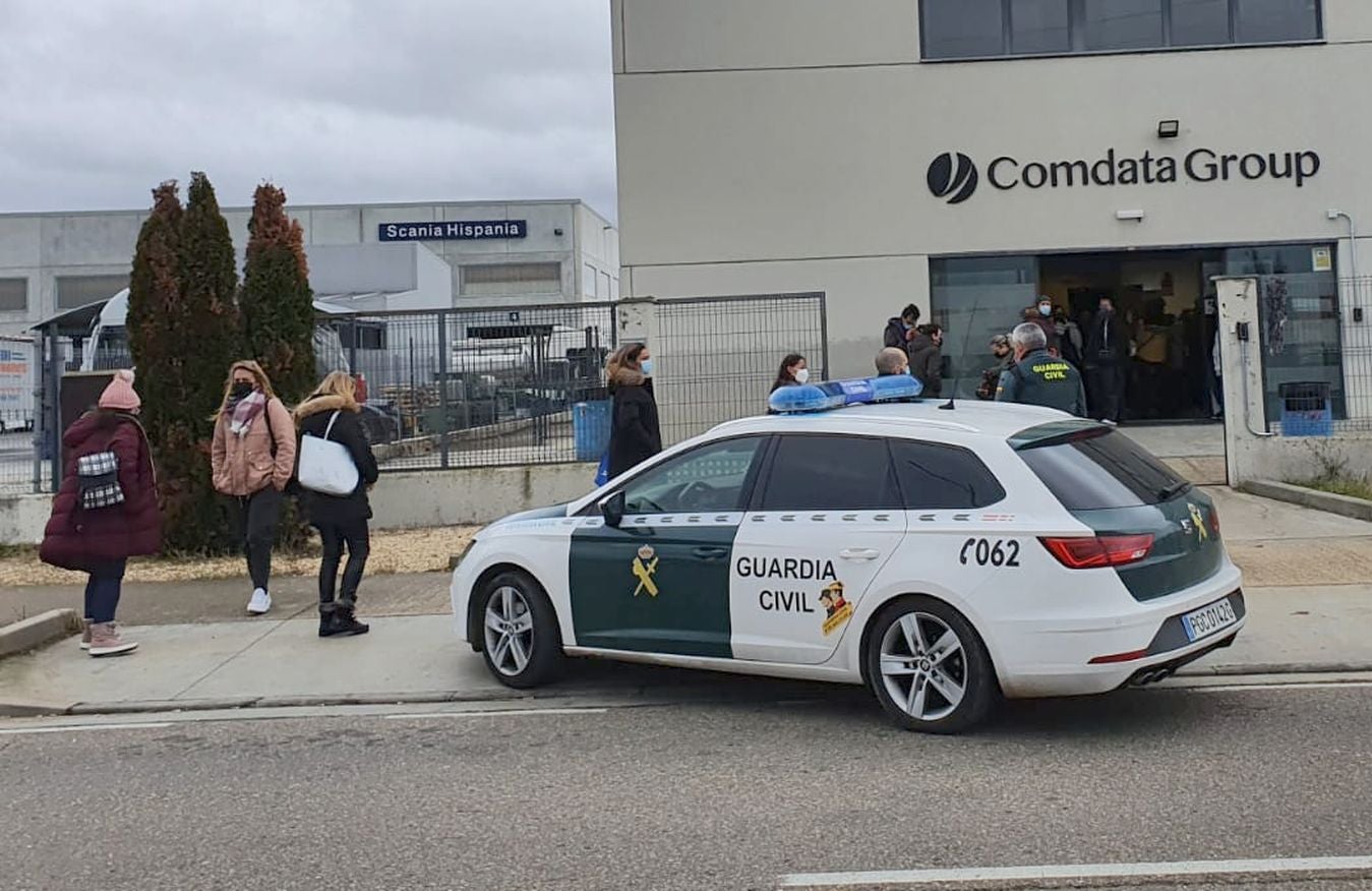 Digitex Comdata recurre a la Guardia Civil para desalojar a 44 trabajadores y el comité de empresa de sus instalaciones. 