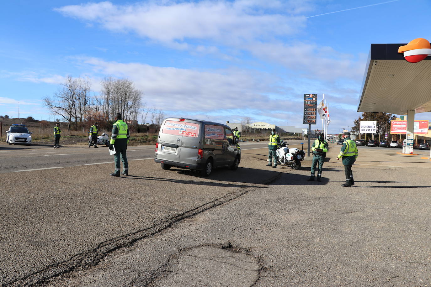 a delegada del Gobierno en Castilla y León, Virginia Barcones, prevé que la movilidad para este peunte de la Constitución sea un 1,5% superior al 2019 y pide especial precaución en las zonas de montaña ante los fenómenos meteorológicos adversos previstos.