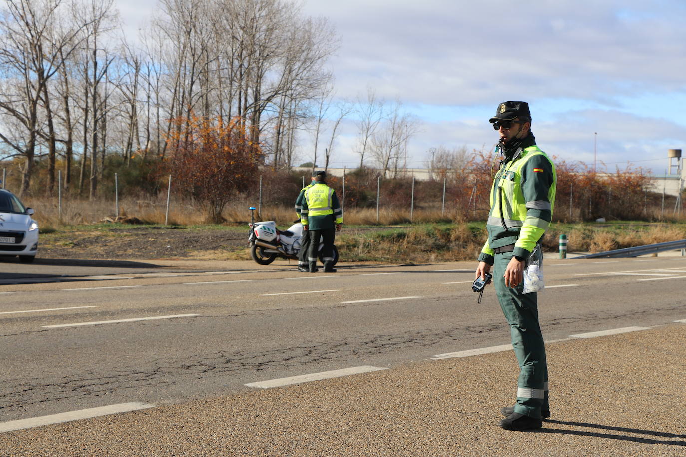 a delegada del Gobierno en Castilla y León, Virginia Barcones, prevé que la movilidad para este peunte de la Constitución sea un 1,5% superior al 2019 y pide especial precaución en las zonas de montaña ante los fenómenos meteorológicos adversos previstos.