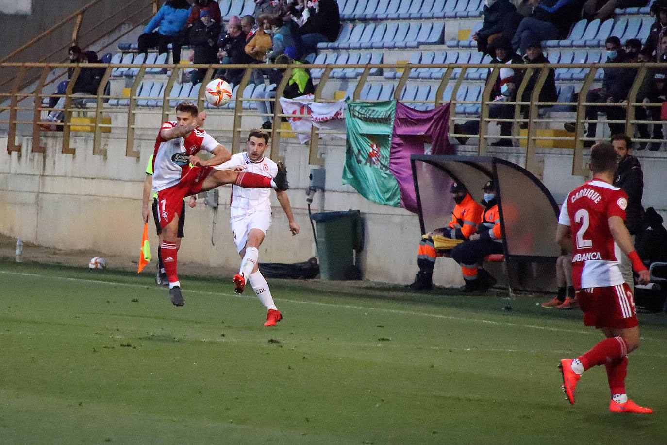 El conjunto leonés recibía en el Reino de León a los olivicos en una nueva jornada de la Primera RFEF.