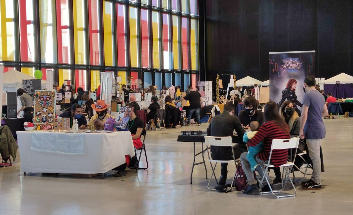 El Palacio de Exposiciones acoge durante este fin de semana el Market Freak con una gran cantidad de actividades para los fanáticos de este universo.