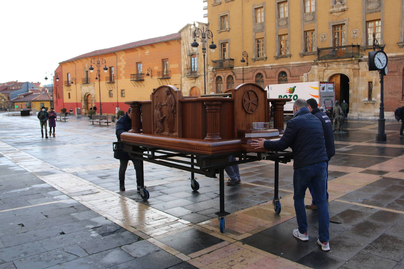 Los primeros pasos llegan en la mañana de este sábado al Museo de la Semana Santa de León.