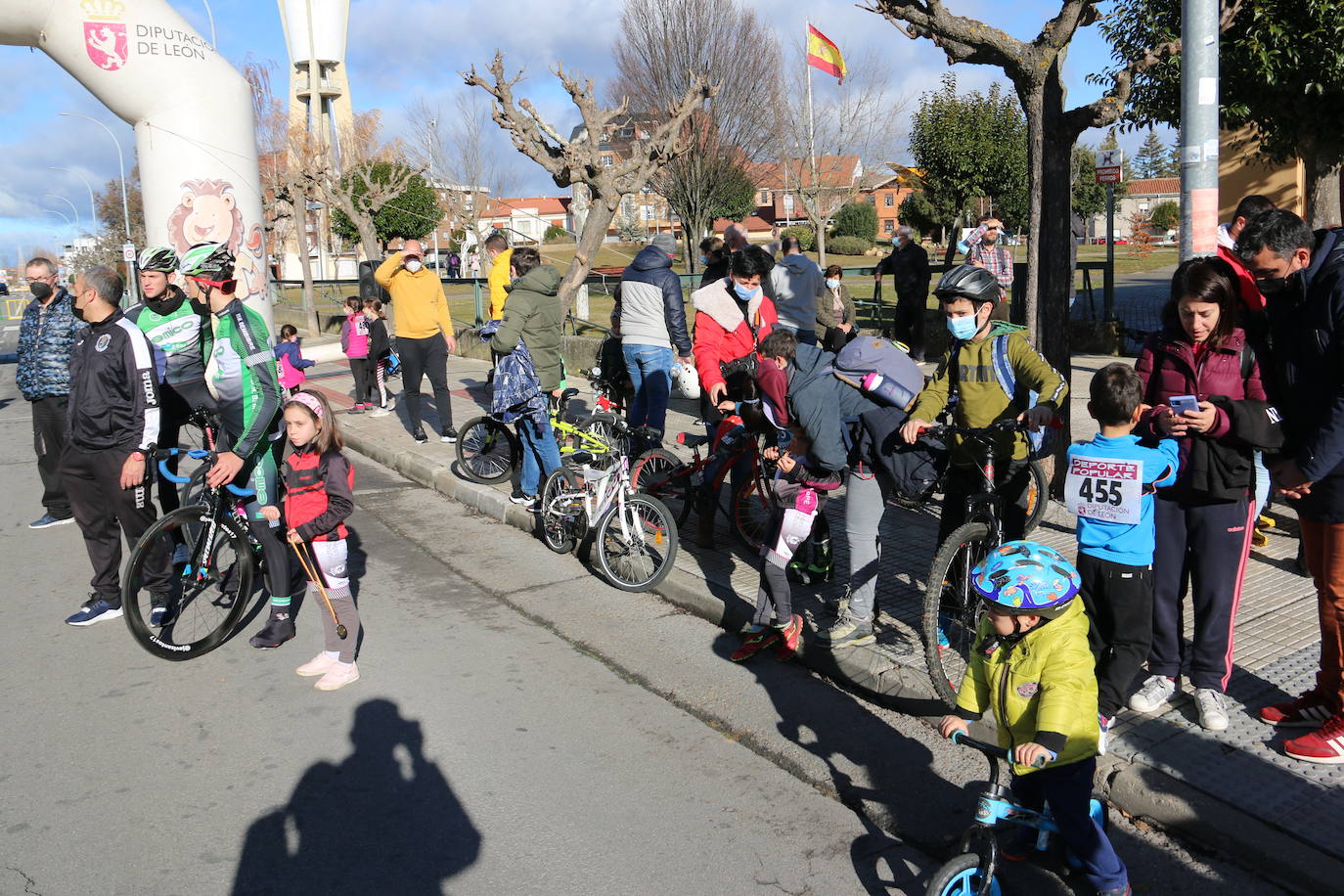 La segunda edición de esta carrera de diferentes categorías ha contado con 70 participantes.