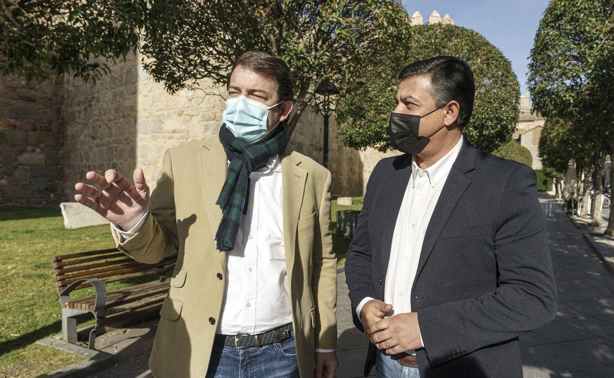 Fernández Mañueco ante el aumento de casos de covid: «Por favor seamos todos prudentes»