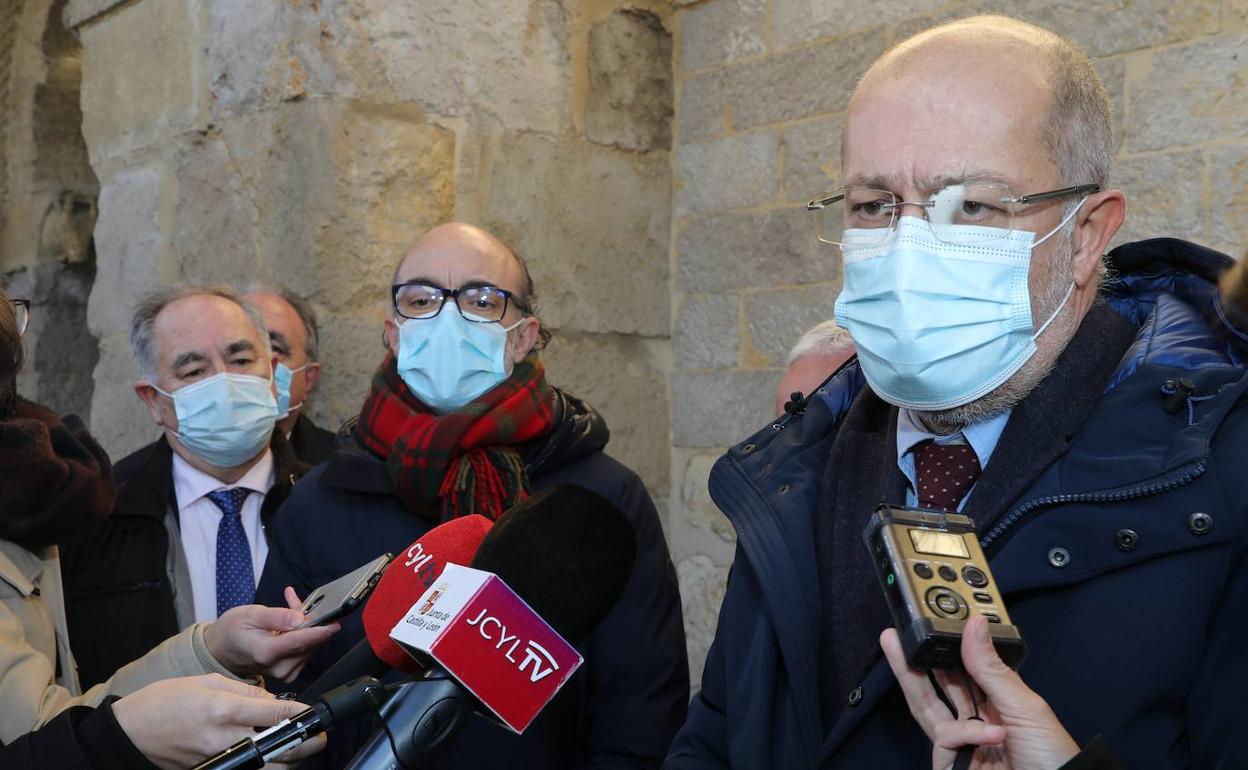 El vicepresidente, portavoz y consejero de Transparencia, Ordenación del Territorio y Acción Exterior, Francisco Igea, en Carrión de los Condes.