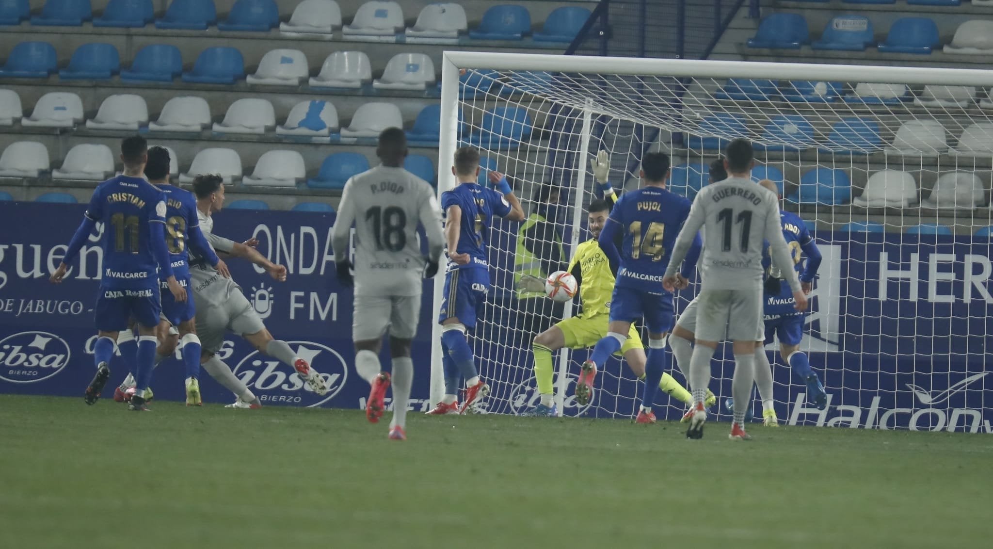 Los bercianos lograron avanzar de ronda gracias al gol de Romera en la prórrga ante los isleños .