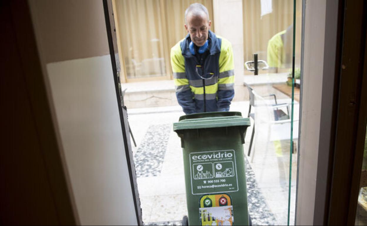 La recogida puerta a puerta estaba permitiendo un mayor reciclaje entre el sector hostelero.