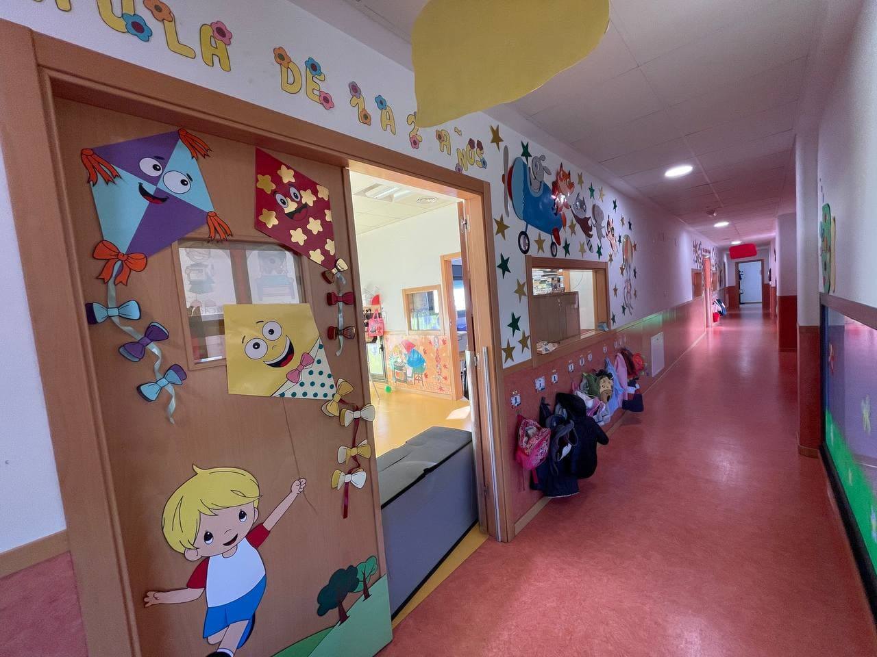 El Ayuntamiento invertirá 3.000 euros en dotar a su Escuela Infantil y Ludoteca de espacios multisensiorales y seguirá apostando por el centro educativo para convertirlo en el de referencia de 0 a 3 años de la provincia de León.