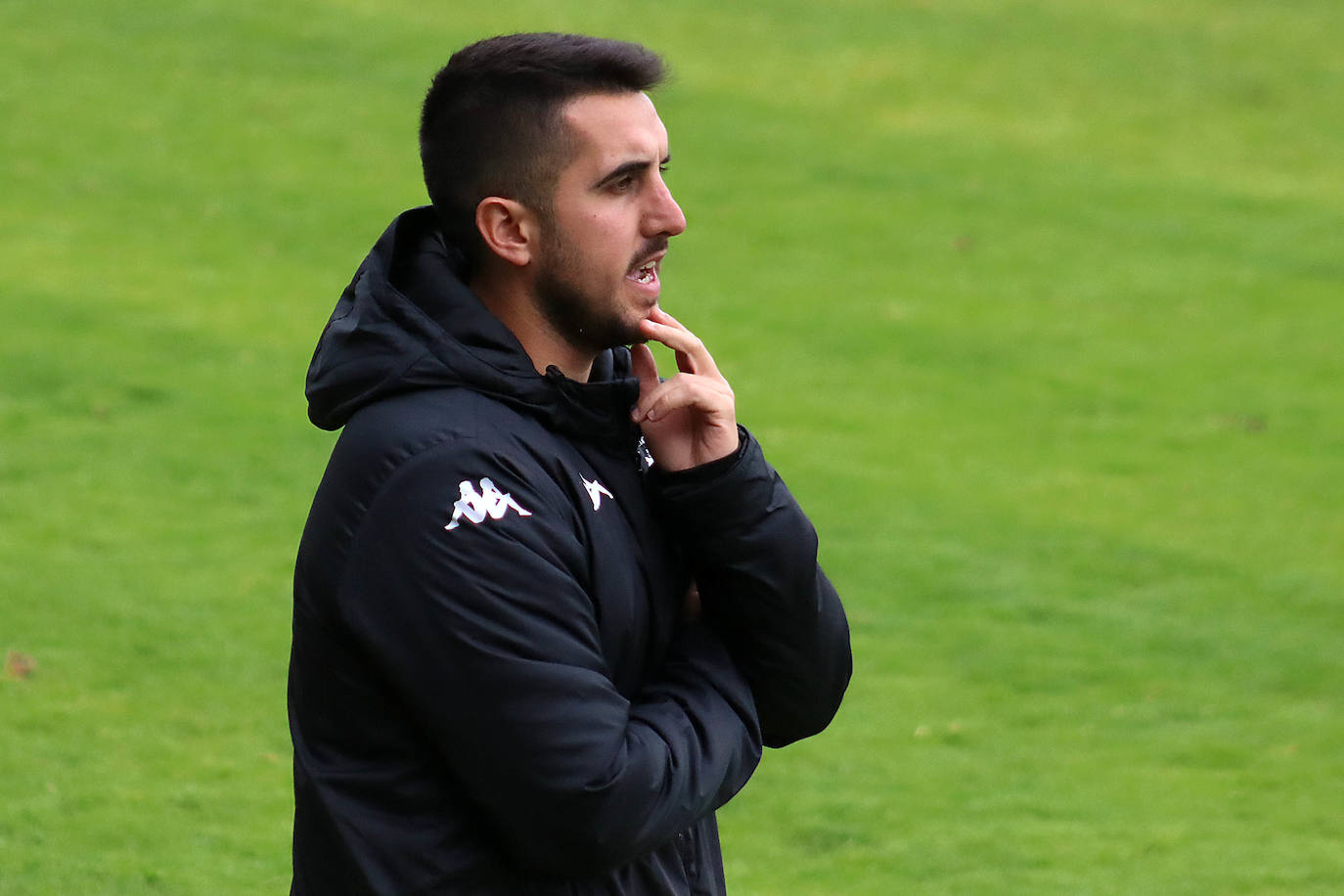 Adrián Cantabrana, entrenador del Juvenil A de la Cultural, apurará las opciones leonesas de estar en la Copa del Rey por primera vez en su historia.