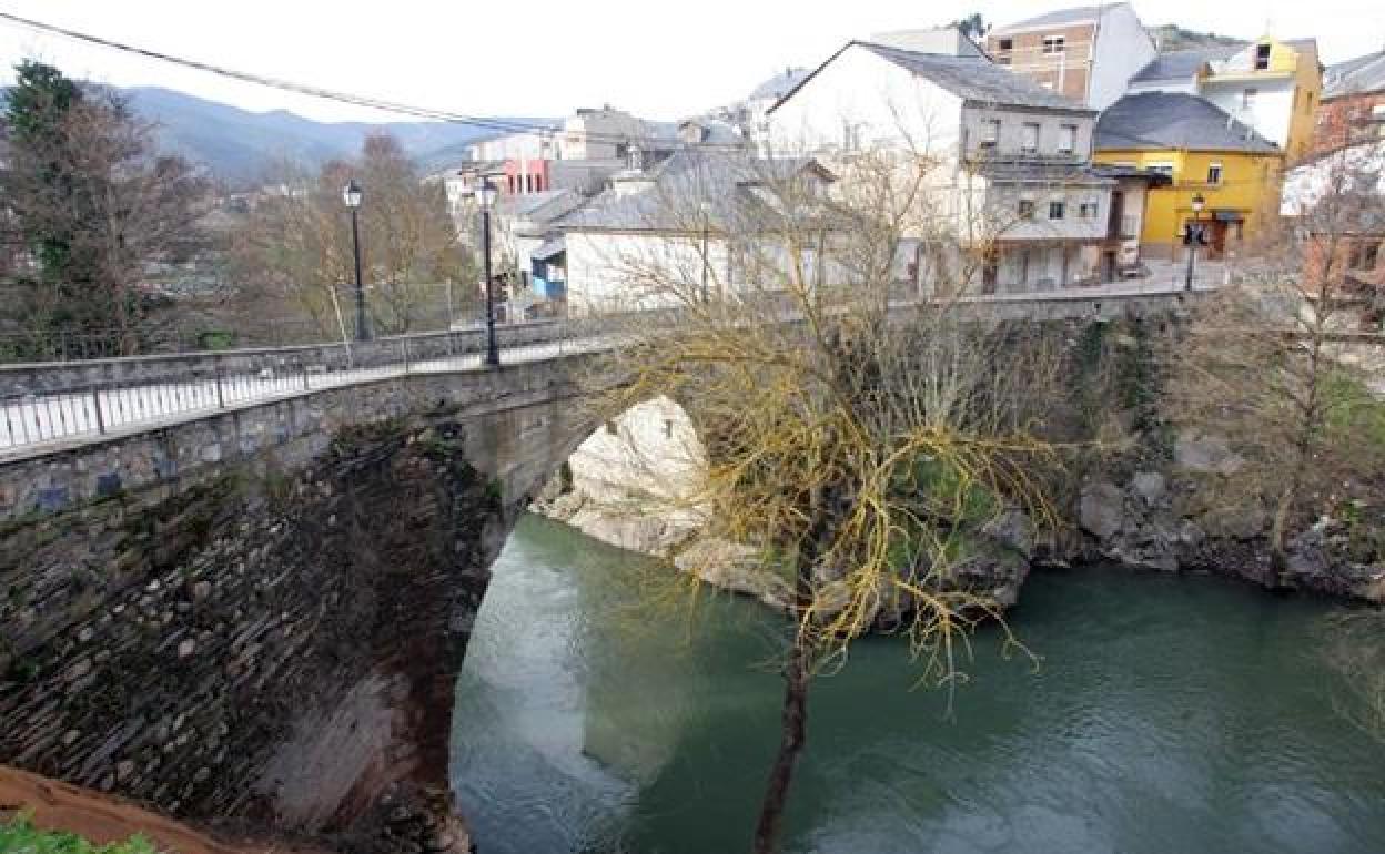 Puente de Domigno Flórez, uno de los dos municipios leoneses que contarán con ayuda del ministerio de Industria para su proyecto de turismo sostenible.