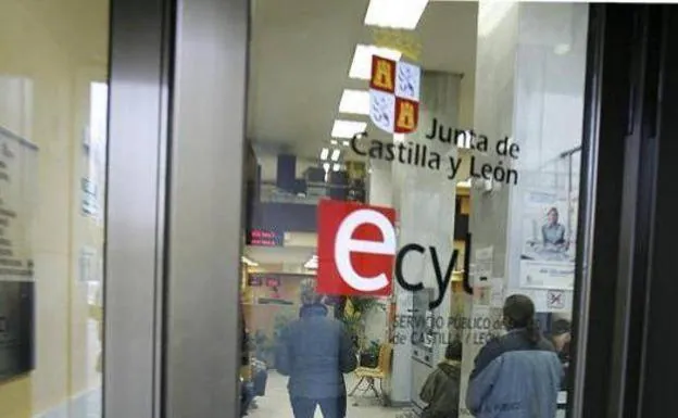 La Unión General de Trabajadores denuncia que el gerente de ECyL, José Antonio Bartolomé, ha dejado sin efecto varias subvenciones por faltar a la Comisión Permanente del Consejo General de Empleo. 