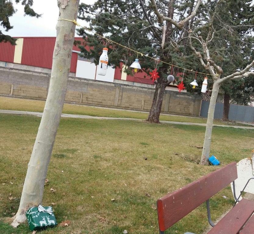 Los vecinos del municipio se involucran para engalanar su localidad y recibir la navidad por todo lo grande.