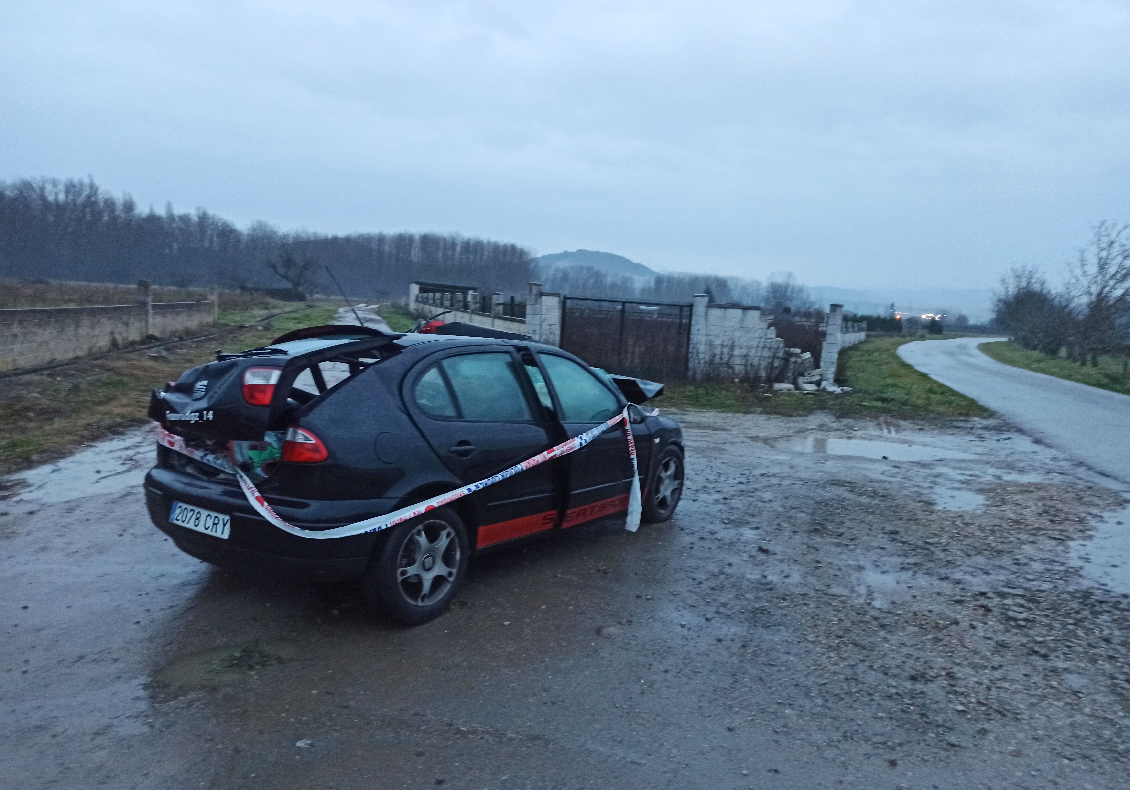 Accidente con dos heridos graves en el Camino de Santiago a su paso por el barrio ponferradino de Fuentesnuevas. 